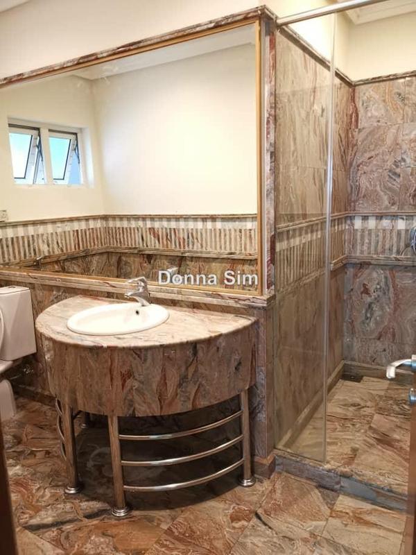 Bungalow House untuk Dijual di Taman Bukit Pantai, Bangsar oleh Donna Sim - iProperty.com.my