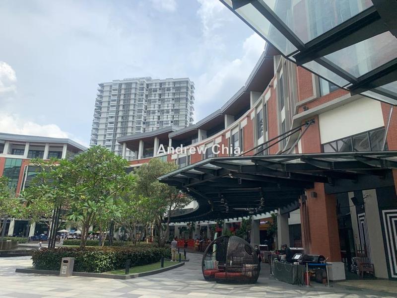 For Rent - Plaza Arkadia