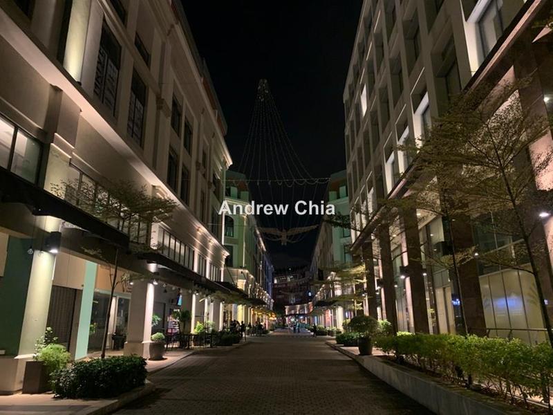 For Rent - Plaza Arkadia