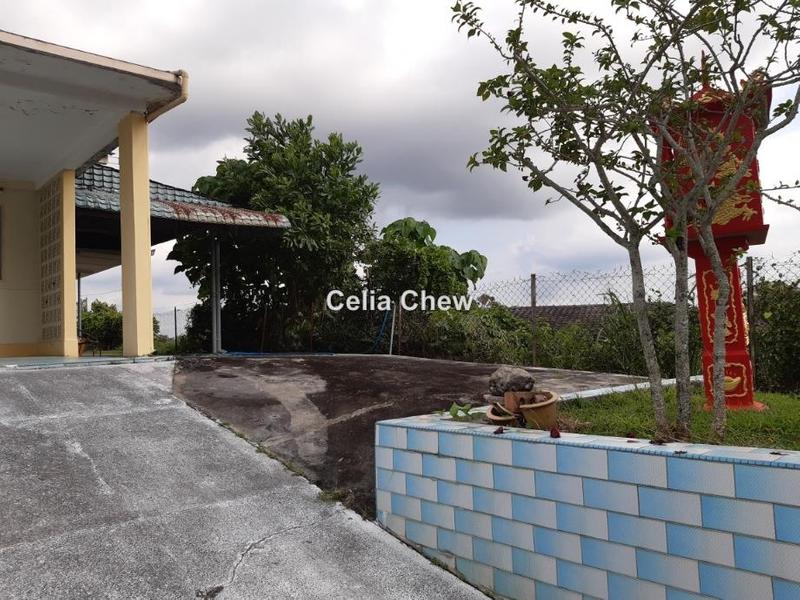 Bungalow House for Sale in Hock Lee Housing, Tampin by Celia Chew - iProperty.com.my