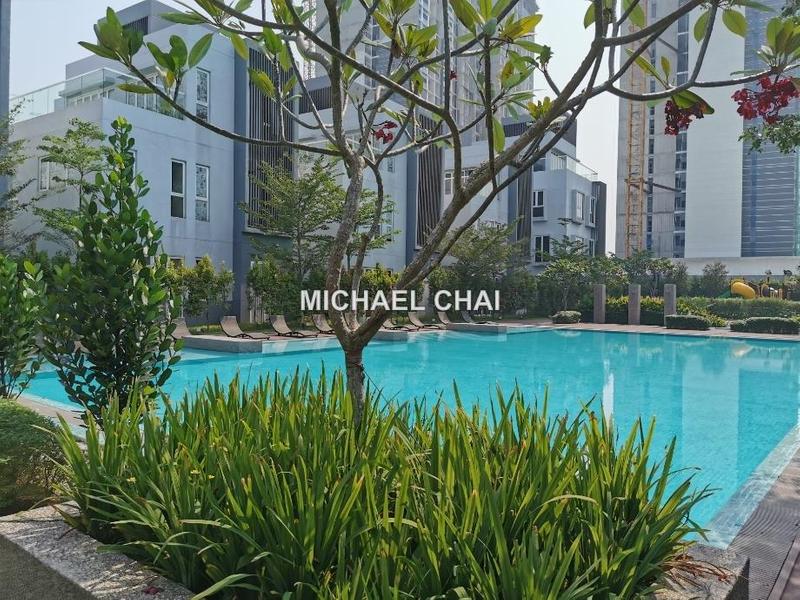 Bungalow House untuk Dijual di Jalan Villa 2/1, Lake Front Villa, Cyberjaya oleh Michael Chai - iProperty.com.my
