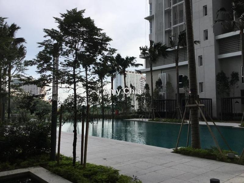 Condominium for Sale in Pavilion Hilltop by Amy Chia - Swimming pool - iProperty.com.my
