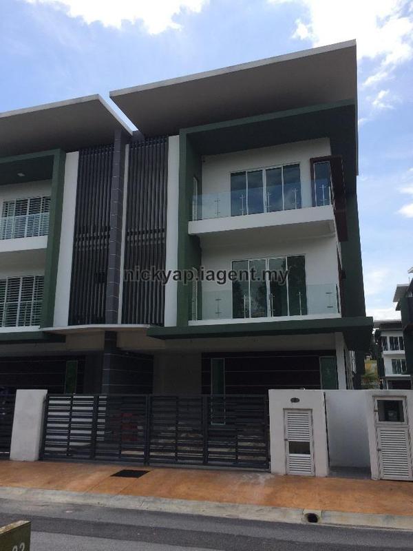 Rumah Berkembar untuk Dijual di Taman Bukit Suria, Cheras oleh Nick Yap - iProperty.com.my
