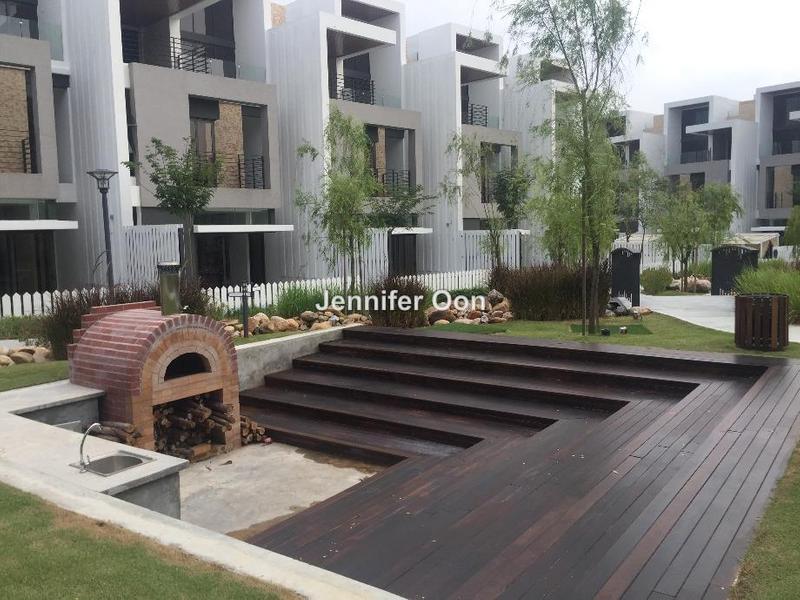 Rumah Berkembar untuk Dijual di Taman Villa Senja, Rawang oleh Jennifer Oon - iProperty.com.my