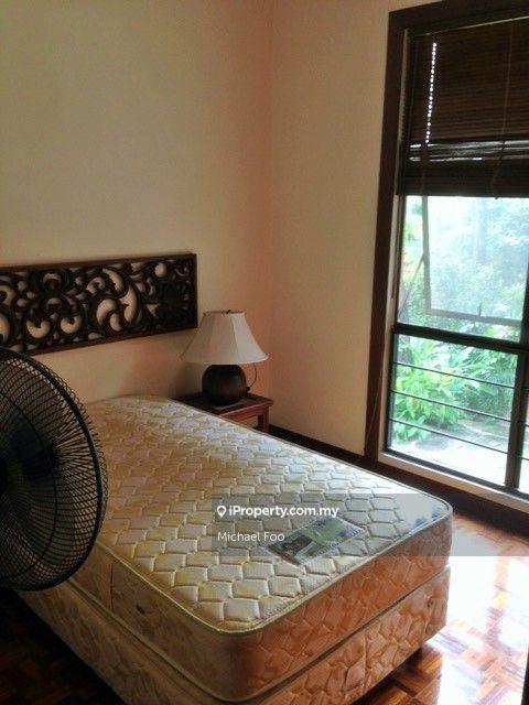 Rumah Bandar untuk Dijual di Serdang, Seri Kembangan oleh Michael Foo - iProperty.com.my