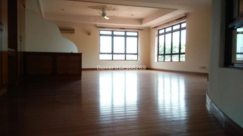 Bungalow House for Sale in Glenmarie Court, Glenmarie by Daniel - iProperty.com.my