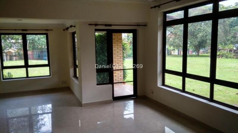 Bungalow House for Sale in Glenmarie Court, Glenmarie by Daniel - iProperty.com.my