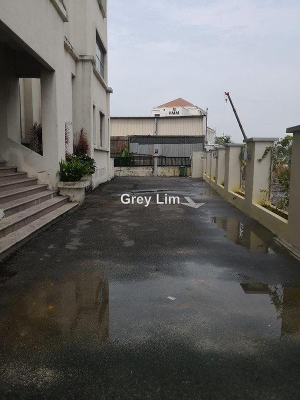 Shop / Office untuk Dijual di Bandar Sri Damansara, Selangor oleh Grey Lim - iProperty.com.my