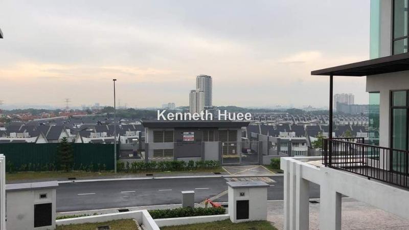 Rumah Berkembar untuk Dijual di Putra Heights, Subang Jaya oleh Kenneth Huee - iProperty.com.my