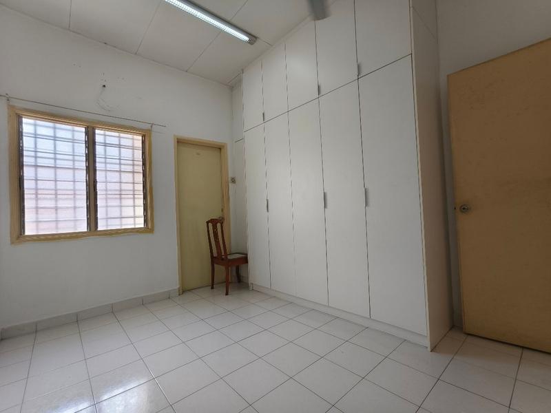 Rumah Berangkai 2 Tingkat untuk Dijual di Taman Pelangi Semenyih, Semenyih oleh KK Sah - iProperty.com.my