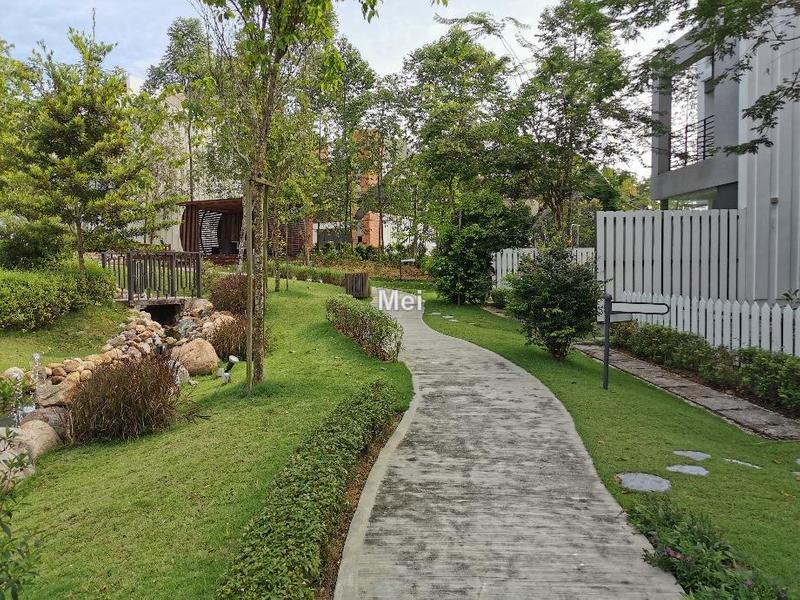 Bungalow House for Sale in Bandar Country Homes, Rawang by Mei - iProperty.com.my
