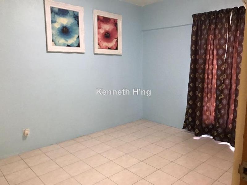 Pangsapuri untuk Dijual di Pusat Komersial Seksyen 7 oleh Kenneth H'Ng - iProperty.com.my