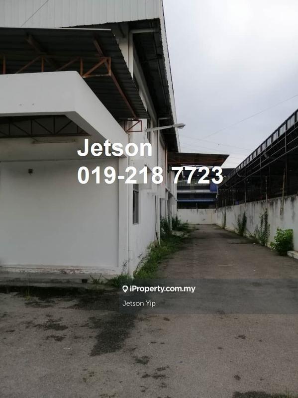 For Rent - Perindustrian Beringin