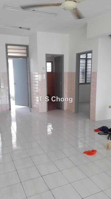 Rumah Berangkai 2 Tingkat untuk Dijual di Bandar Saujana Putra, Tanjong Duabelas oleh T S Chong - iProperty.com.my