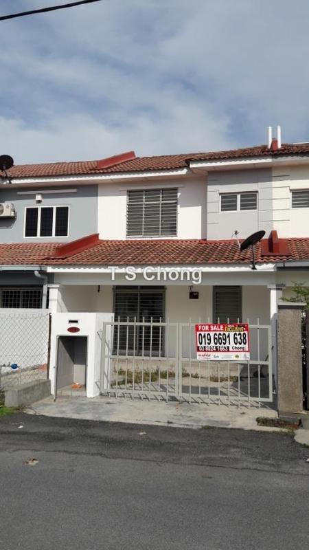 Rumah Berangkai 2 Tingkat untuk Dijual di Bandar Saujana Putra, Tanjong Duabelas oleh T S Chong - iProperty.com.my