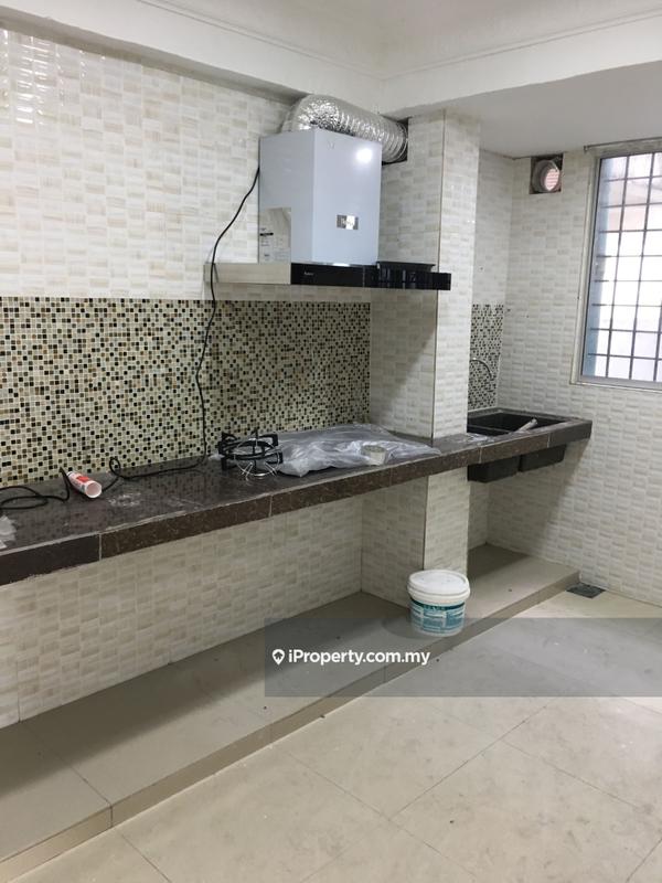 Apartment for Sale in Pangsapuri Sri Bandar by Steven Tan - iProperty.com.my