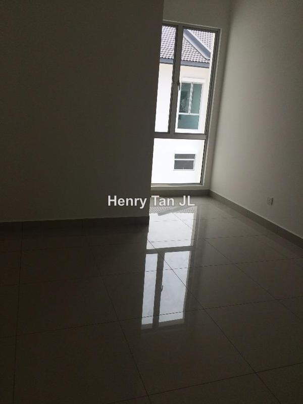 Rumah Berangkai 3 Tingkat untuk Dijual di Ambang Botanic, Klang oleh Henry Tan JL - iProperty.com.my