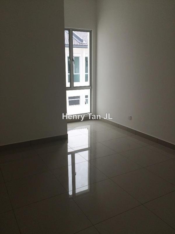 Rumah Berangkai 3 Tingkat untuk Dijual di Ambang Botanic, Klang oleh Henry Tan JL - iProperty.com.my