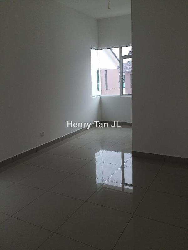 Rumah Berangkai 3 Tingkat untuk Dijual di Ambang Botanic, Klang oleh Henry Tan JL - iProperty.com.my