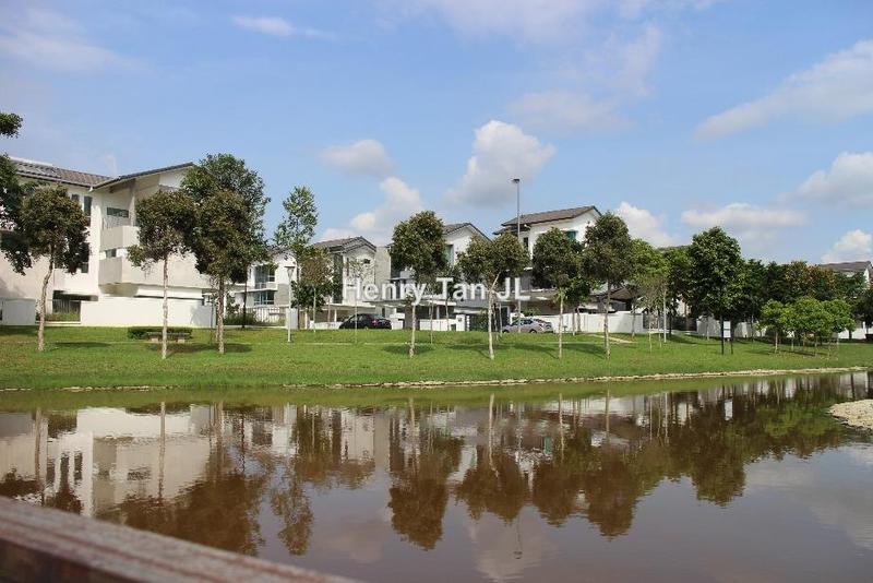 Rumah Berangkai 3 Tingkat untuk Dijual di Ambang Botanic, Klang oleh Henry Tan JL - iProperty.com.my