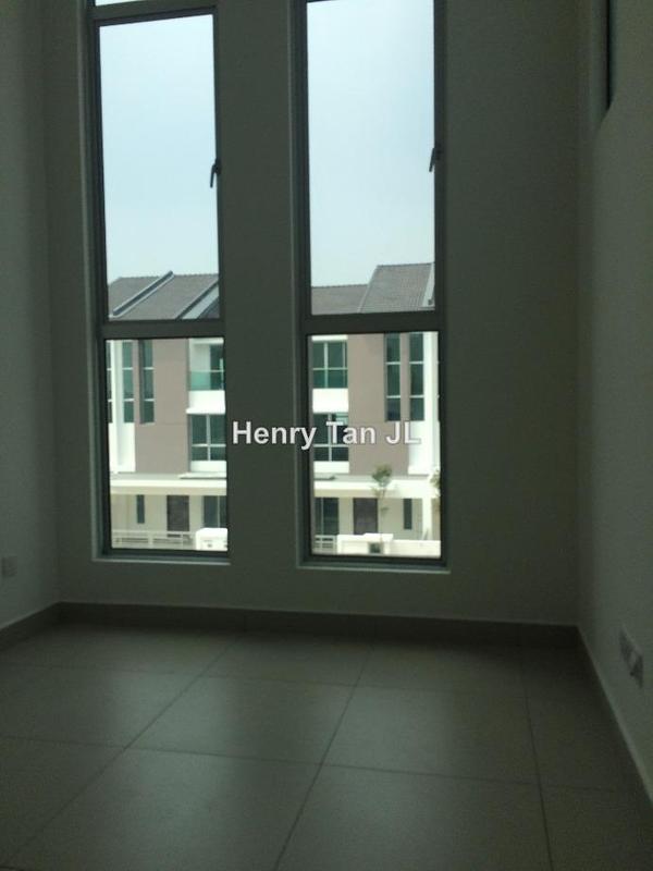Rumah Berangkai 3 Tingkat untuk Dijual di Ambang Botanic, Klang oleh Henry Tan JL - iProperty.com.my
