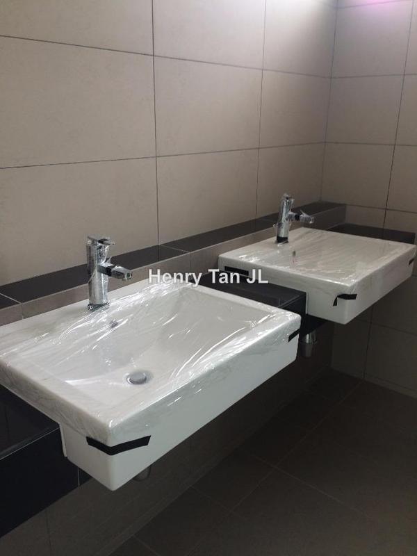 Rumah Berangkai 3 Tingkat untuk Dijual di Ambang Botanic, Klang oleh Henry Tan JL - iProperty.com.my