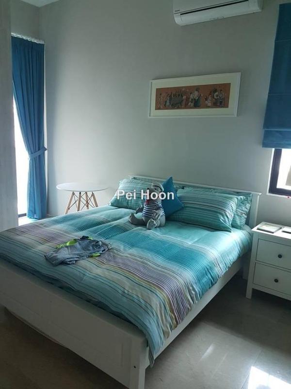 For Rent - Moonlight Bay