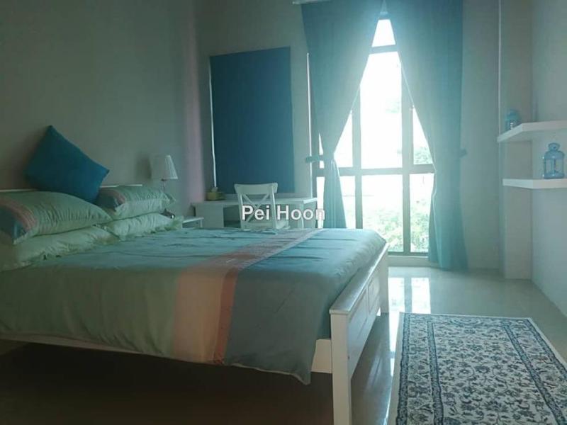 For Rent - Moonlight Bay