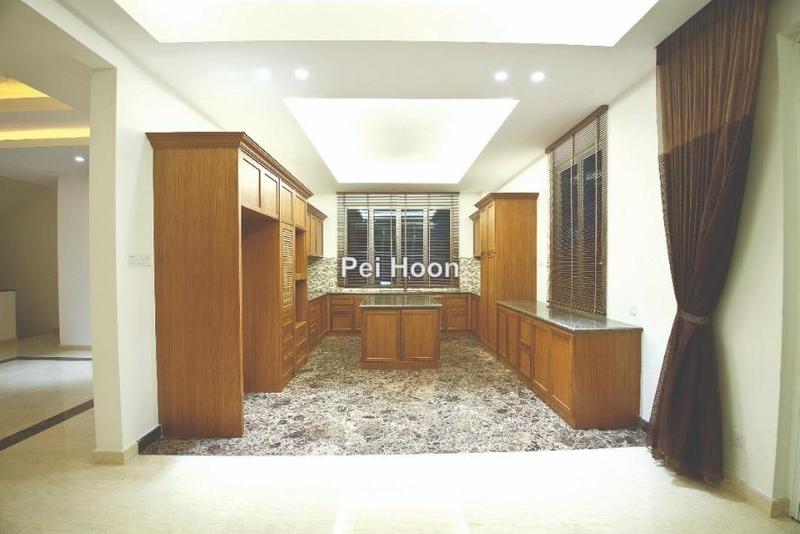 Bungalow House for Sale in Batu Ferringhi, Penang by Pei Hoon - iProperty.com.my