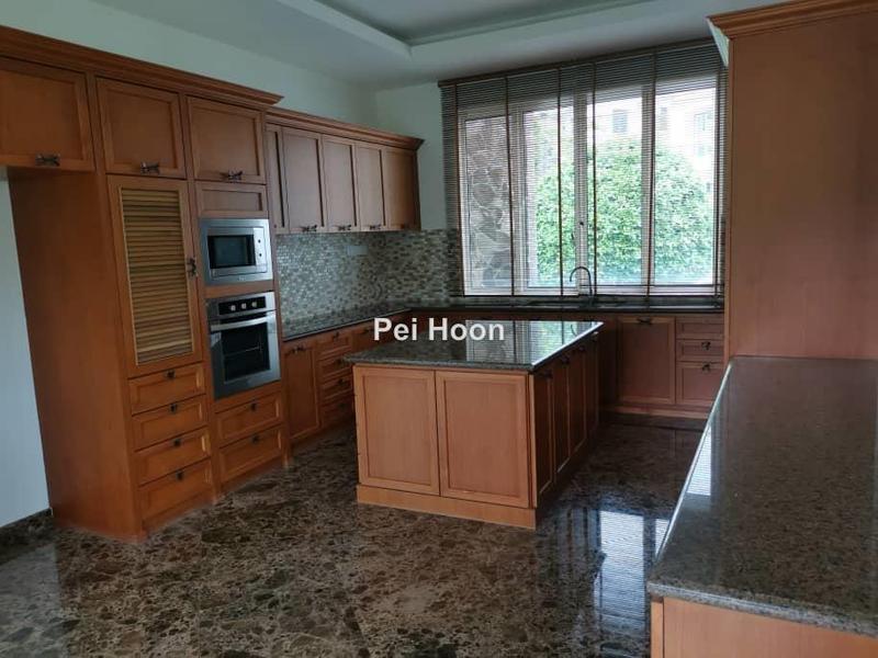 Bungalow House for Sale in Batu Ferringhi, Penang by Pei Hoon - iProperty.com.my