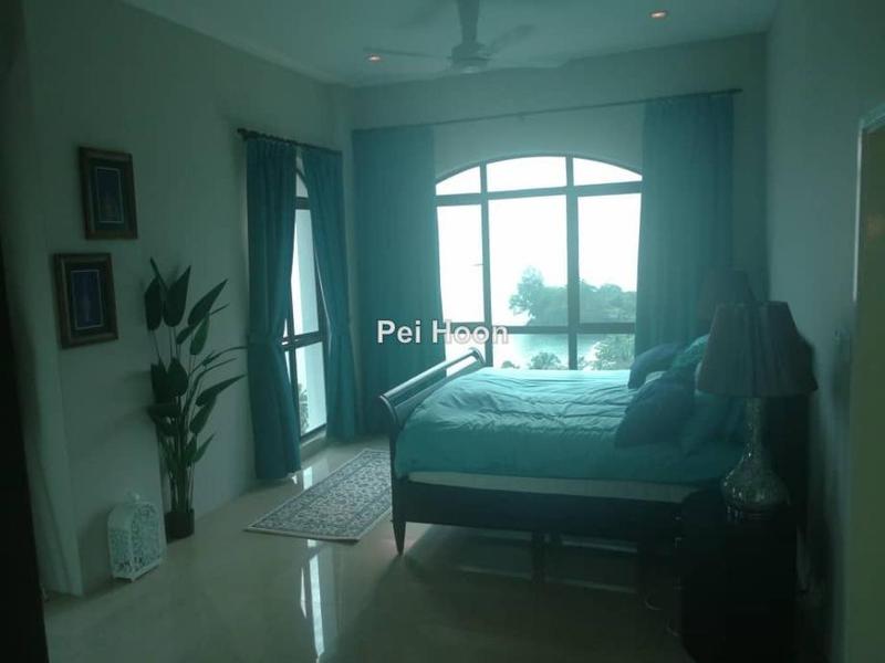 For Rent - Moonlight Bay