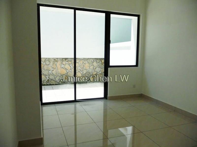 Rumah Berkembar untuk Dijual di Palmiera @ Kinrara Residence, Bandar Kinrara oleh Janice Chen - iProperty.com.my