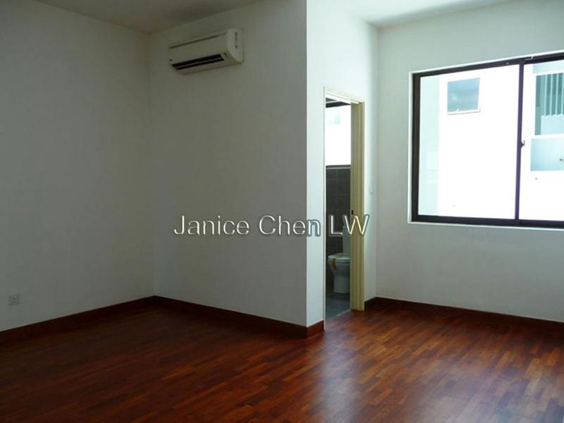 Rumah Berkembar untuk Dijual di Palmiera @ Kinrara Residence, Bandar Kinrara oleh Janice Chen - iProperty.com.my