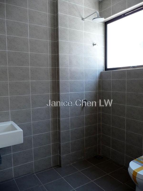Rumah Berkembar untuk Dijual di Palmiera @ Kinrara Residence, Bandar Kinrara oleh Janice Chen - iProperty.com.my