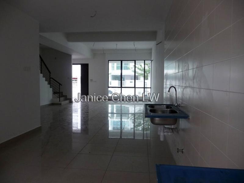 3-storey Terraced House for Sale in Bandar Kinrara Seksyen 1, Bandar Kinrara by Janice Chen - iProperty.com.my