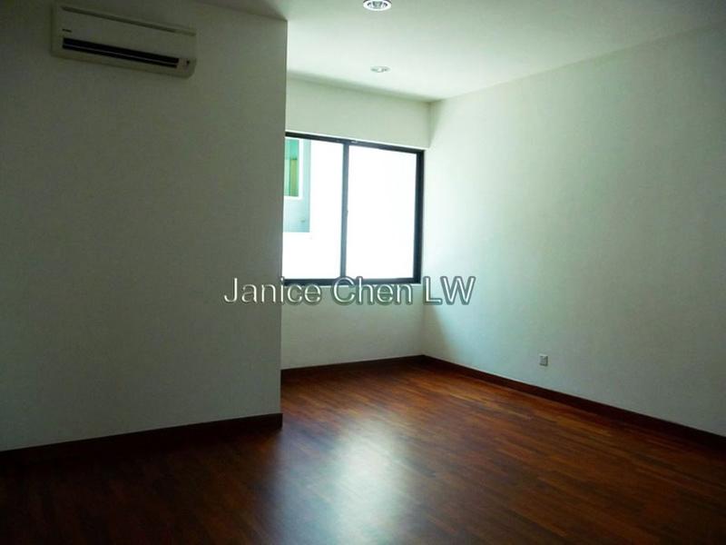 Rumah Berkembar untuk Dijual di Palmiera @ Kinrara Residence, Bandar Kinrara oleh Janice Chen - iProperty.com.my
