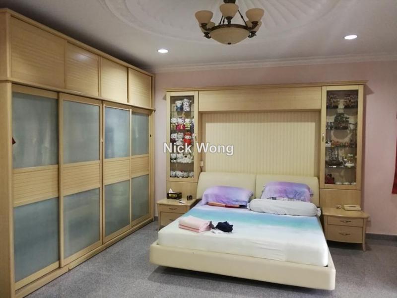 Rumah Berkembar untuk Dijual di Taman Dagang, Ampang oleh Nick Wong - iProperty.com.my
