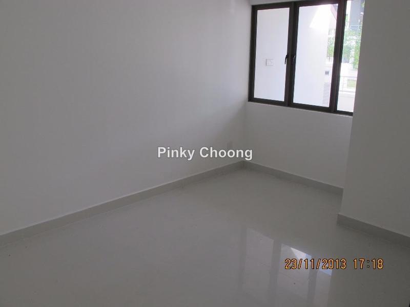 Rumah Berkembar untuk Dijual di Valencia, Sungai Buloh oleh Pinky Choong - iProperty.com.my