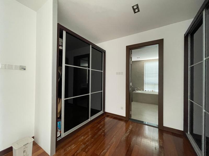 Condominium for Sale in Infinity Beachfront Condominium by Mocole Lee - iProperty.com.my