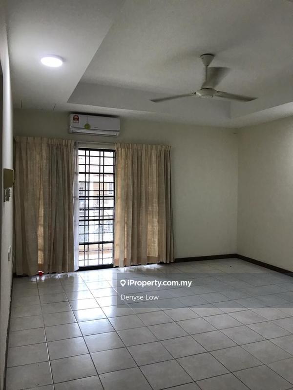 Townhouse for Rent in Parkville Sunway Damansara, Petaling Jaya by Denyse Low - iProperty.com.my