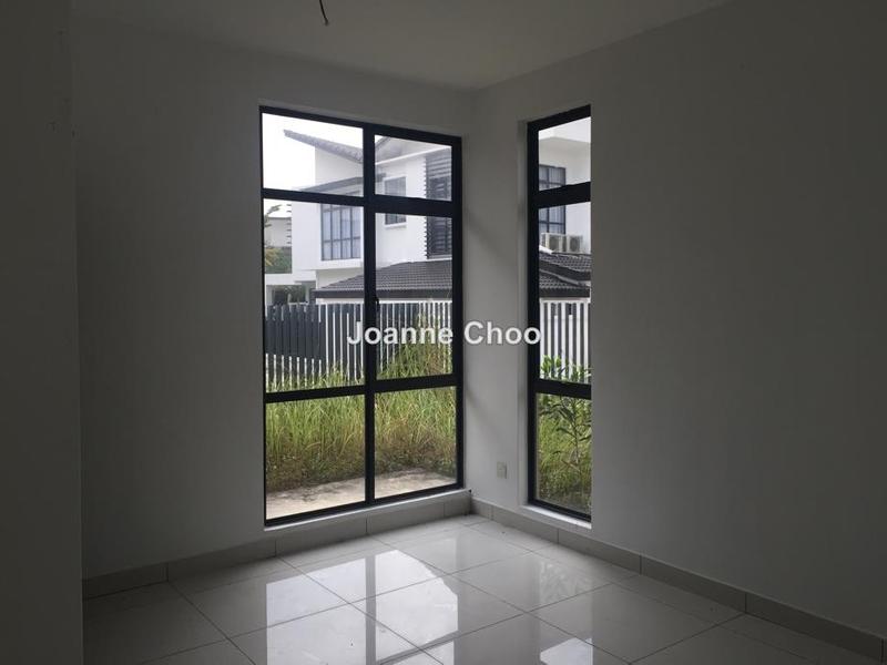 Rumah Berangkai 2 Tingkat untuk Dijual di Laman Glenmarie, Shah Alam oleh Joanne Choo - iProperty.com.my