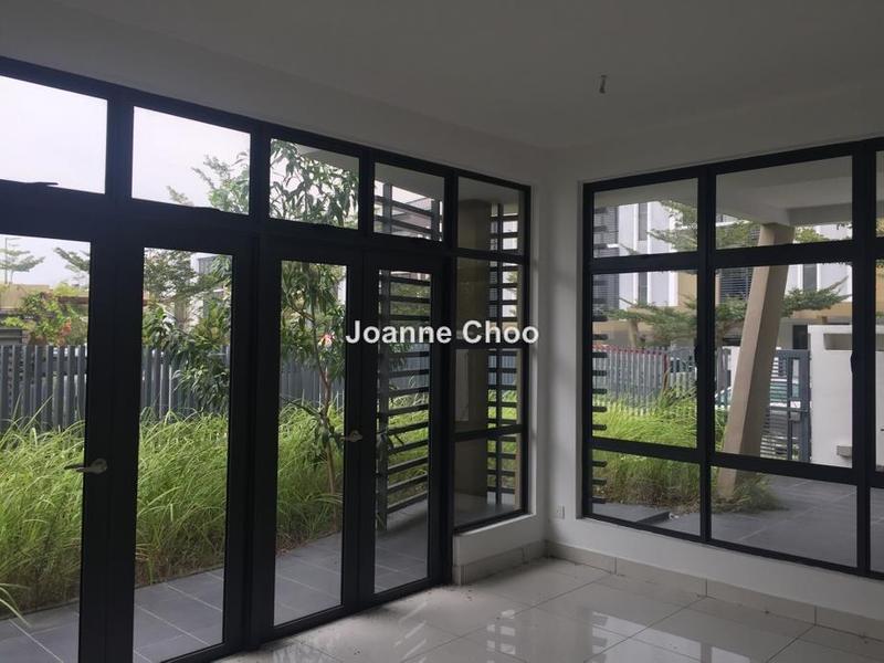 Rumah Berangkai 2 Tingkat untuk Dijual di Laman Glenmarie, Shah Alam oleh Joanne Choo - iProperty.com.my