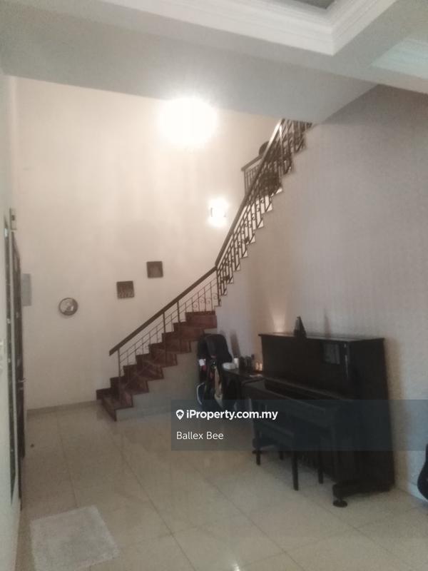 Rumah Berkembar untuk Dijual di Kemunung Utama, Shah Alam oleh Ballex Bee - iProperty.com.my