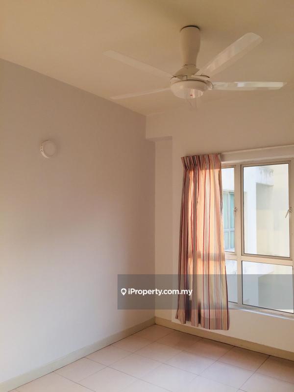 Residensi Servis untuk Dijual di Metropolitan Square oleh Hena Chuah - Living hall - iProperty.com.my