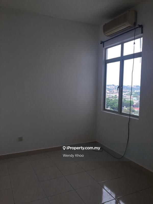 Condominium for Sale in Pearl Avenue by Lawrence Khoo - iProperty.com.my