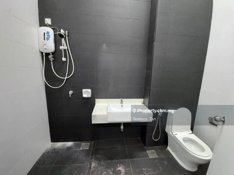 Rumah Berangkai 2 Tingkat untuk Dijual di Eco Tropics, Kota Masai, Millsgate, Parason, Masai, Pasir Gudang oleh Terence Tan - iProperty.com.my