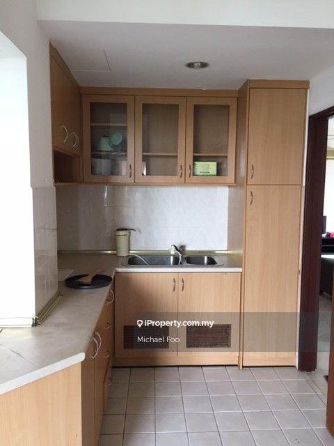 Rumah Bandar untuk Dijual di Serdang, Seri Kembangan oleh Michael Foo - iProperty.com.my