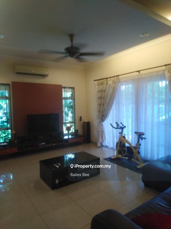 Rumah Berkembar untuk Dijual di Kemunung Utama, Shah Alam oleh Ballex Bee - iProperty.com.my
