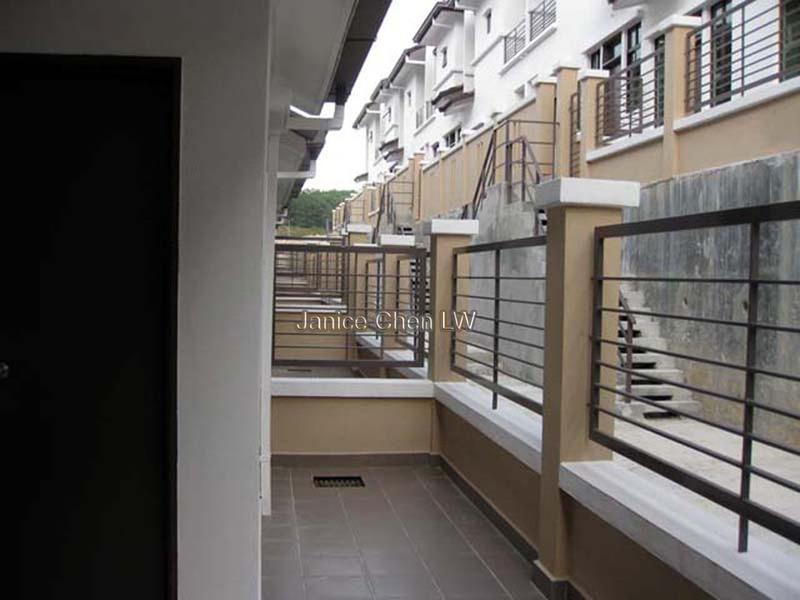 Rumah Berangkai 2.5 Tingkat untuk Disewa di Kinrara Residence, Taman Damai Utama, Puchong, Bandar Kinrara oleh Janice Chen - iProperty.com.my