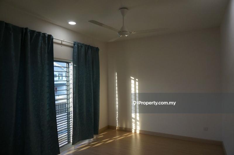 Rumah Berangkai 2 Tingkat untuk Disewa di Laurel Laman View, Cyberjaya oleh Emma - iProperty.com.my